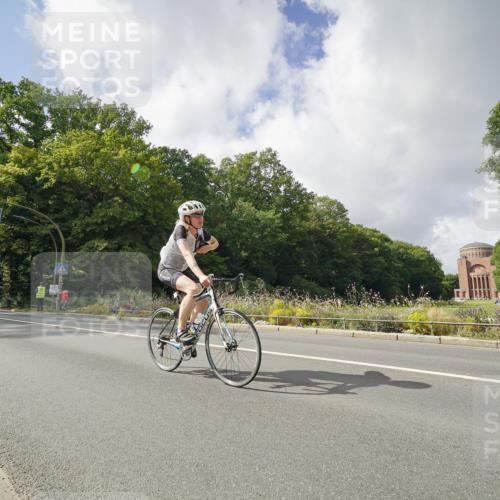 14.09.2025 - Stadtparktriathlon Michael Burmester http://msf.ph/oto/8894666 14.09.2025 12:32:31 Radfahren 1153, 1158, 1236, 1239, 1261, 1285 meine-sportfotos.de