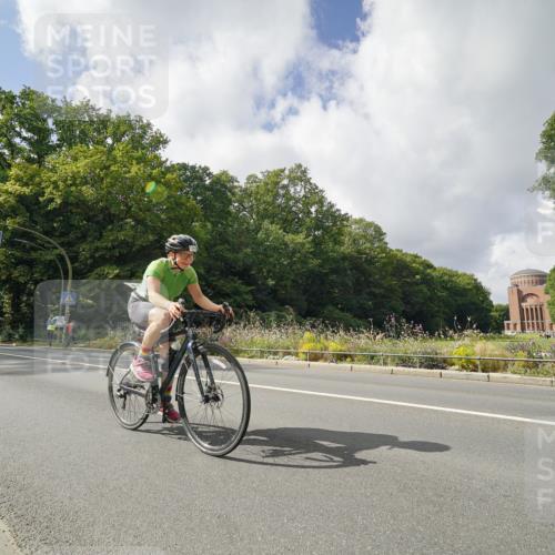 14.09.2025 - Stadtparktriathlon Michael Burmester http://msf.ph/oto/8894670 14.09.2025 12:32:52 Radfahren 1163, 1210, 1249, 1274, 1306 meine-sportfotos.de