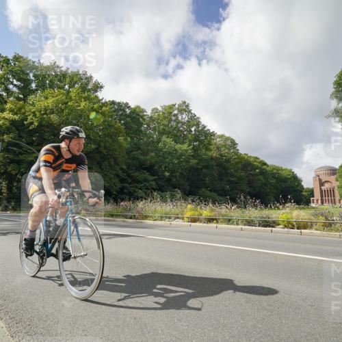 14.09.2025 - Stadtparktriathlon Michael Burmester http://msf.ph/oto/8894672 14.09.2025 12:32:56 Radfahren 1163, 1193, 1202, 1210, 1249, 1274, 1306, 1310 meine-sportfotos.de