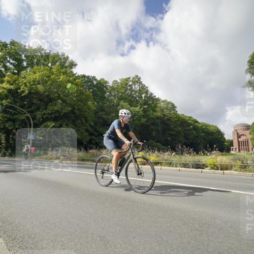 14.09.2025 - Stadtparktriathlon Michael Burmester http://msf.ph/oto/8894675 14.09.2025 12:33:00 Radfahren 1163, 1193, 1202, 1210, 1224, 1274, 1306, 1310 meine-sportfotos.de