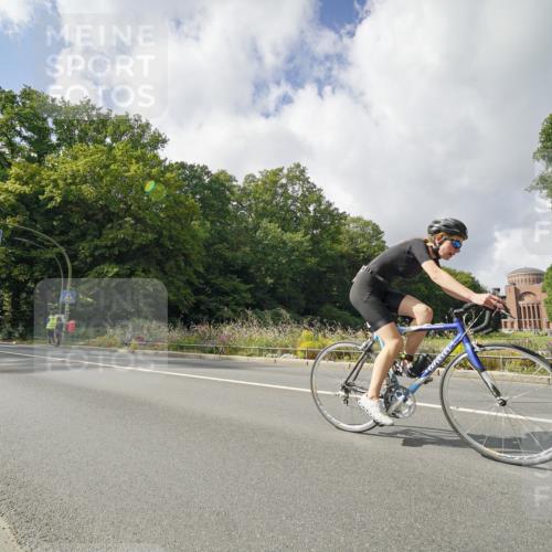 14.09.2025 - Stadtparktriathlon Michael Burmester http://msf.ph/oto/8894677 14.09.2025 12:33:04 Radfahren 1148, 1156, 1193, 1202, 1224, 1274, 1310 meine-sportfotos.de