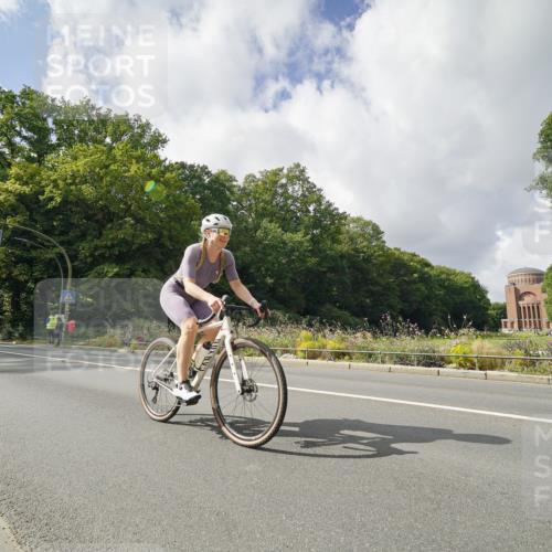 14.09.2025 - Stadtparktriathlon Michael Burmester http://msf.ph/oto/8894679 14.09.2025 12:33:09 Radfahren 1148, 1150, 1156, 1193, 1224, 1255, 1310 meine-sportfotos.de