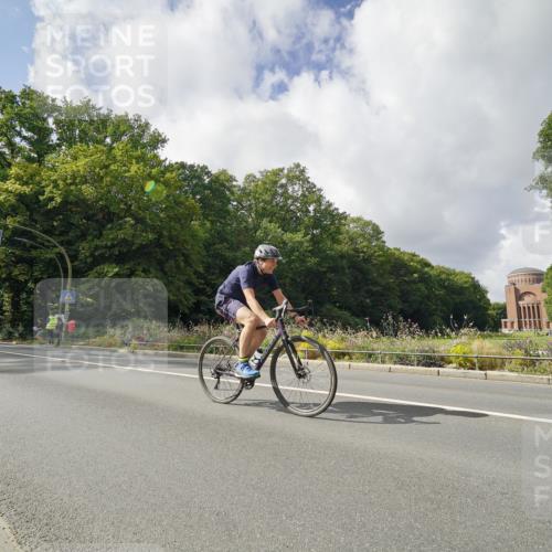 14.09.2025 - Stadtparktriathlon Michael Burmester http://msf.ph/oto/8894684 14.09.2025 12:33:16 Radfahren 1148, 1150, 1156, 1245, 1247, 1255, 1287, 1417 meine-sportfotos.de
