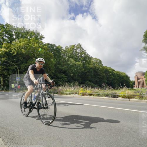 14.09.2025 - Stadtparktriathlon Michael Burmester http://msf.ph/oto/8894690 14.09.2025 12:33:31 Radfahren 1141, 1229 meine-sportfotos.de