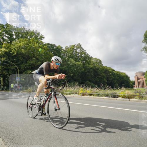 14.09.2025 - Stadtparktriathlon Michael Burmester http://msf.ph/oto/8894706 14.09.2025 12:34:25 Radfahren 1167, 1382 meine-sportfotos.de