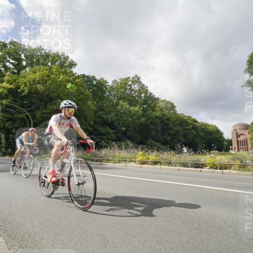 14.09.2025 - Stadtparktriathlon Michael Burmester http://msf.ph/oto/8894714 14.09.2025 12:34:48 Radfahren 1126, 1250, 1280, 1314, 1353, 1383, 1390 meine-sportfotos.de