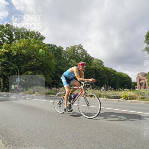 14.09.2025 - Stadtparktriathlon Michael Burmester http://msf.ph/oto/8894715 14.09.2025 12:34:49 Radfahren 1250, 1280, 1314, 1353, 1383, 1390 meine-sportfotos.de