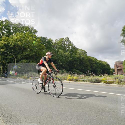 14.09.2025 - Stadtparktriathlon Michael Burmester http://msf.ph/oto/8894718 14.09.2025 12:34:53 Radfahren 1280, 1314, 1353, 1383, 1390 meine-sportfotos.de