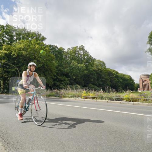 14.09.2025 - Stadtparktriathlon Michael Burmester http://msf.ph/oto/8894724 14.09.2025 12:35:06 Radfahren 1220, 1242, 1300 meine-sportfotos.de