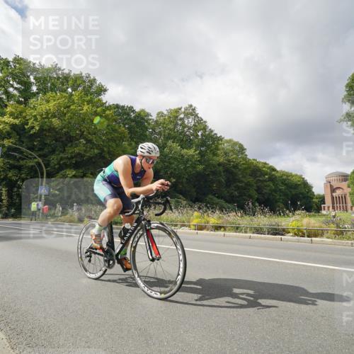 14.09.2025 - Stadtparktriathlon Michael Burmester http://msf.ph/oto/8894735 14.09.2025 12:35:37 Radfahren 1252, 1296, 1303, 1385, 1391, 1400, 1415 meine-sportfotos.de