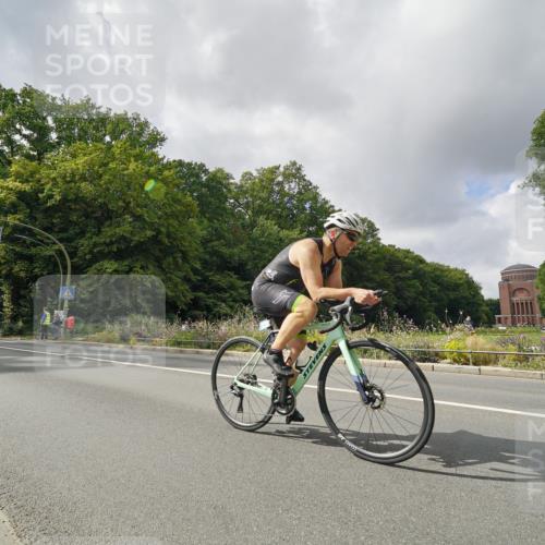 14.09.2025 - Stadtparktriathlon Michael Burmester http://msf.ph/oto/8894783 14.09.2025 12:37:18 Radfahren 1200, 1283, 1322, 1356, 1367, 1381, 1386, 1404, 1407 meine-sportfotos.de