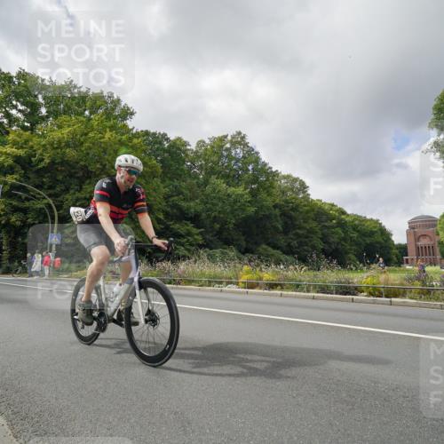 14.09.2025 - Stadtparktriathlon Michael Burmester http://msf.ph/oto/8894795 14.09.2025 12:37:38 Radfahren 1256, 1319, 1340, 1420 meine-sportfotos.de