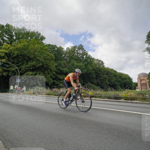 14.09.2025 - Stadtparktriathlon Michael Burmester http://msf.ph/oto/8894838 14.09.2025 12:39:13 Radfahren 1145, 1263, 1294, 1347, 1413, 1414 meine-sportfotos.de