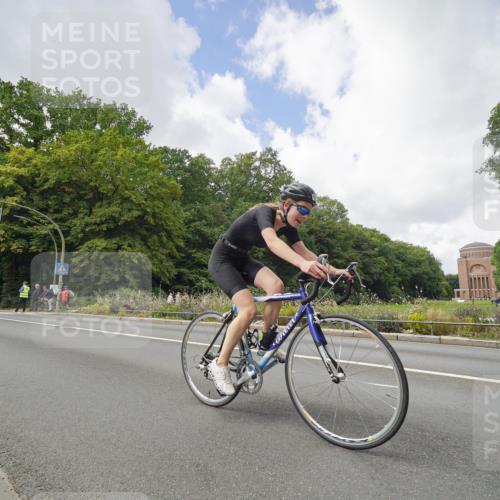 14.09.2025 - Stadtparktriathlon Michael Burmester http://msf.ph/oto/8894873 14.09.2025 12:40:36 Radfahren 1224, 1247, 1249, 1306, 1310, 1358, 1374, 1389 meine-sportfotos.de