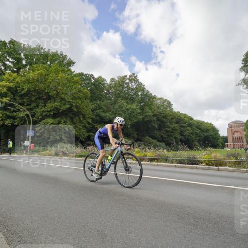 14.09.2025 - Stadtparktriathlon Michael Burmester http://msf.ph/oto/8894878 14.09.2025 12:40:44 Radfahren 1245, 1249, 1268, 1277, 1279, 1306, 1358 meine-sportfotos.de