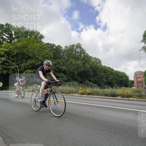 14.09.2025 - Stadtparktriathlon Michael Burmester http://msf.ph/oto/8894907 14.09.2025 12:41:40 Radfahren 1260, 1287, 1304, 1334, 1353 meine-sportfotos.de