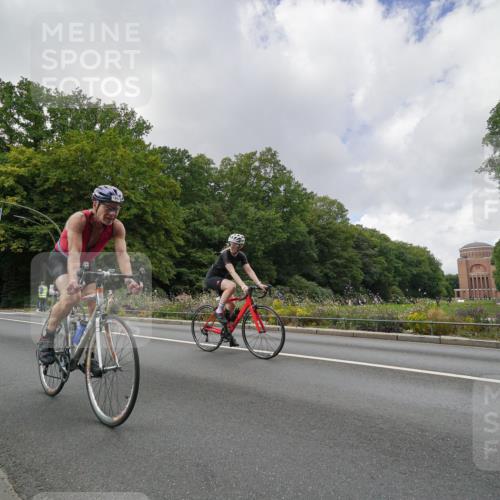 14.09.2025 - Stadtparktriathlon Michael Burmester http://msf.ph/oto/8894934 14.09.2025 12:43:01 Radfahren 1208, 1242, 1280, 1314, 1352, 1390, 1399 meine-sportfotos.de