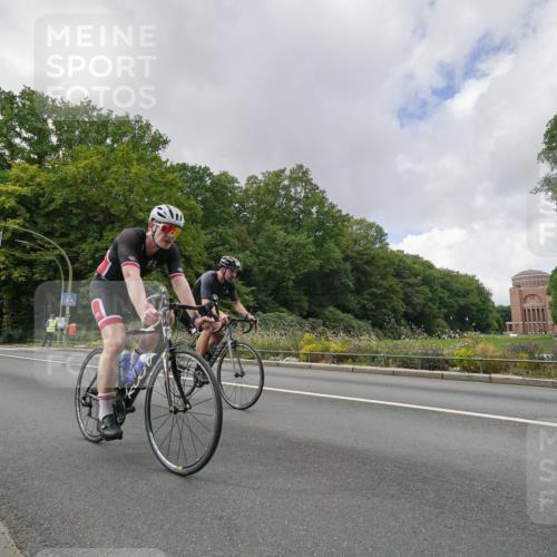 14.09.2025 - Stadtparktriathlon Michael Burmester http://msf.ph/oto/8894949 14.09.2025 12:43:41 Radfahren 1252, 1267, 1296, 1298, 1361, 1365, 1367, 1405, 1407 meine-sportfotos.de