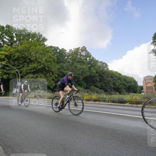 14.09.2025 - Stadtparktriathlon Michael Burmester http://msf.ph/oto/8895055 14.09.2025 12:47:55 Radfahren 1224, 1239, 1245, 1247, 1248, 1263, 1274, 1278, 1310, 1316, 1330, 1387, 1394 meine-sportfotos.de