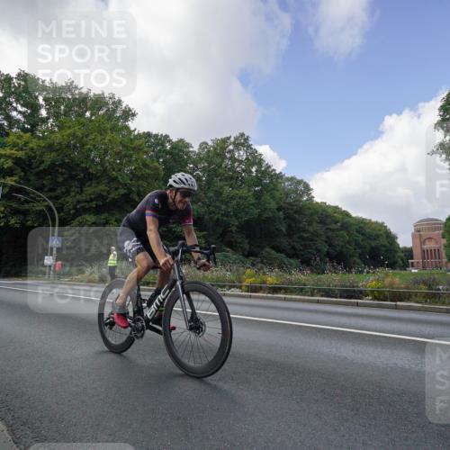 14.09.2025 - Stadtparktriathlon Michael Burmester http://msf.ph/oto/8895099 14.09.2025 12:49:37 Radfahren 1260, 1268, 1272, 1312, 1328, 1332, 1336, 1352, 1355, 1400, 1415 meine-sportfotos.de