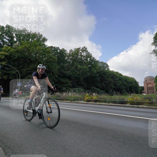 14.09.2025 - Stadtparktriathlon Michael Burmester http://msf.ph/oto/8895123 14.09.2025 12:50:33 Radfahren 1222, 1232, 1277, 1329, 1331, 1365, 1405 meine-sportfotos.de