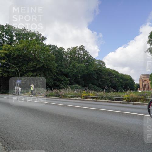 14.09.2025 - Stadtparktriathlon Michael Burmester http://msf.ph/oto/8895141 14.09.2025 12:51:12 Radfahren 1228, 1244, 1280, 1314, 1323, 1386, 1390, 1391 meine-sportfotos.de