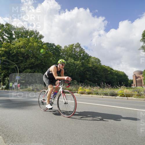 14.09.2025 - Stadtparktriathlon Michael Burmester http://msf.ph/oto/8895212 14.09.2025 12:54:46 Radfahren 1342, 1353, 1419, 1469, 1504 meine-sportfotos.de
