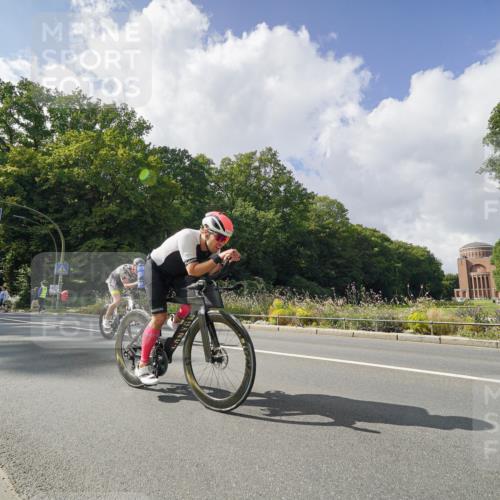 14.09.2025 - Stadtparktriathlon Michael Burmester http://msf.ph/oto/8895213 14.09.2025 12:54:47 Radfahren 1342, 1353, 1419, 1469, 1504 meine-sportfotos.de