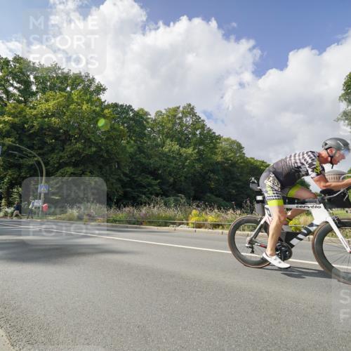 14.09.2025 - Stadtparktriathlon Michael Burmester http://msf.ph/oto/8895214 14.09.2025 12:54:48 Radfahren 1353, 1419, 1469, 1504 meine-sportfotos.de