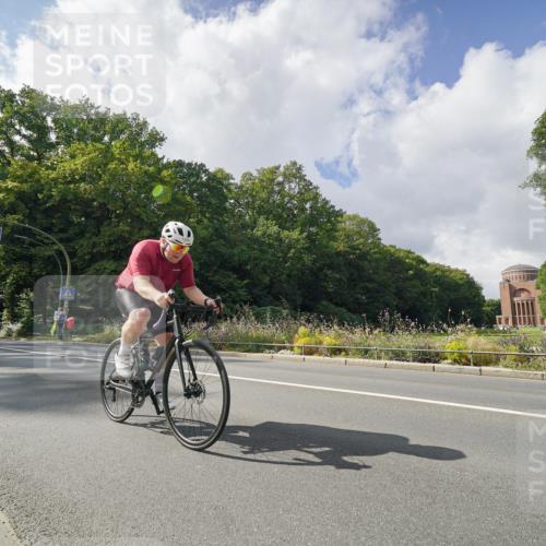 14.09.2025 - Stadtparktriathlon Michael Burmester http://msf.ph/oto/8895223 14.09.2025 12:55:24 Radfahren 1326, 1376, 1387, 1397, 1414, 1514 meine-sportfotos.de