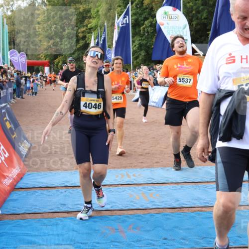 14.09.2025 - Airport Race Strokosch-Dieckow http://msf.ph/oto/8895250 14.09.2025 12:14:01 Ziel 44, 904, 1085, 1286, 1571, 4046, 4200, 5115, 5125, 5296, 5327, 5342, 5429, 5537 meine-sportfotos.de