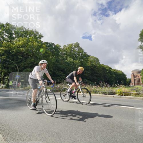 14.09.2025 - Stadtparktriathlon Michael Burmester http://msf.ph/oto/8895252 14.09.2025 12:56:24 Radfahren 1248, 1256, 1263, 1278, 1283, 1367, 1400, 1415, 1499, 1510 meine-sportfotos.de