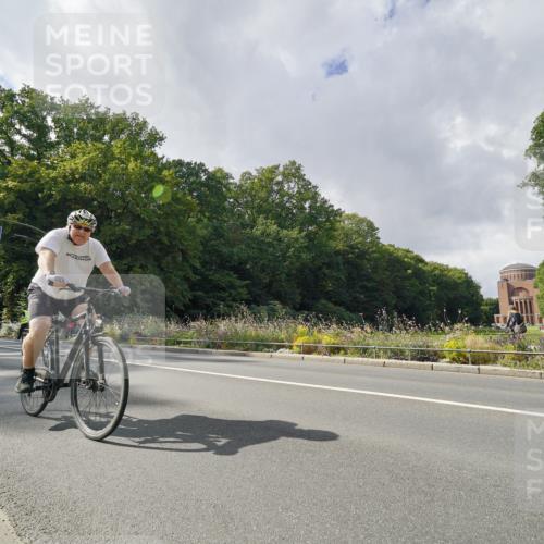 14.09.2025 - Stadtparktriathlon Michael Burmester http://msf.ph/oto/8895281 14.09.2025 12:57:49 Radfahren 1100, 1336, 1365, 1371, 1426 meine-sportfotos.de