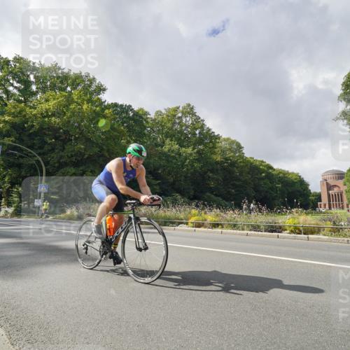 14.09.2025 - Stadtparktriathlon Michael Burmester http://msf.ph/oto/8895288 14.09.2025 12:58:05 Radfahren 1268, 1288, 1328, 1373, 1383, 1386, 1521 meine-sportfotos.de