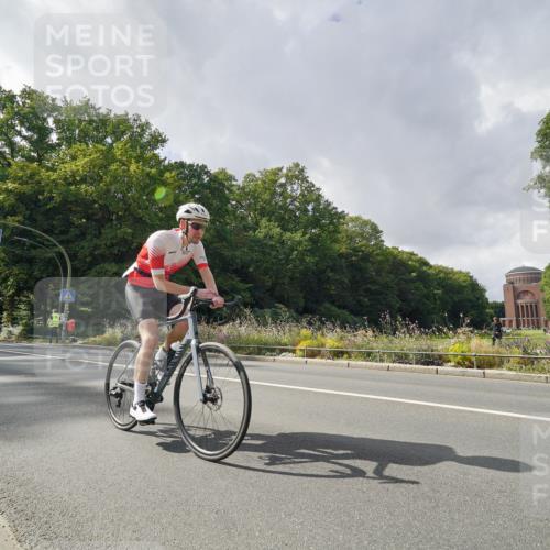 14.09.2025 - Stadtparktriathlon Michael Burmester http://msf.ph/oto/8895295 14.09.2025 12:58:31 Radfahren 1237, 1272, 1347, 1388, 1452, 1472, 1494, 1513 meine-sportfotos.de