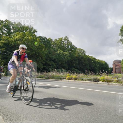 14.09.2025 - Stadtparktriathlon Michael Burmester http://msf.ph/oto/8895297 14.09.2025 12:58:34 Radfahren 1237, 1272, 1347, 1356, 1388, 1452, 1472, 1494, 1513 meine-sportfotos.de