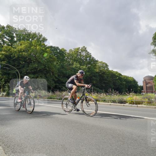 14.09.2025 - Stadtparktriathlon Michael Burmester http://msf.ph/oto/8895304 14.09.2025 12:58:43 Radfahren 1347, 1356, 1391, 1443, 1452, 1459 meine-sportfotos.de