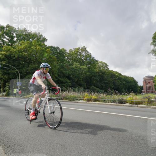 14.09.2025 - Stadtparktriathlon Michael Burmester http://msf.ph/oto/8895316 14.09.2025 12:59:12 Radfahren 1279, 1334, 1390, 1392, 1417, 1495, 1511 meine-sportfotos.de