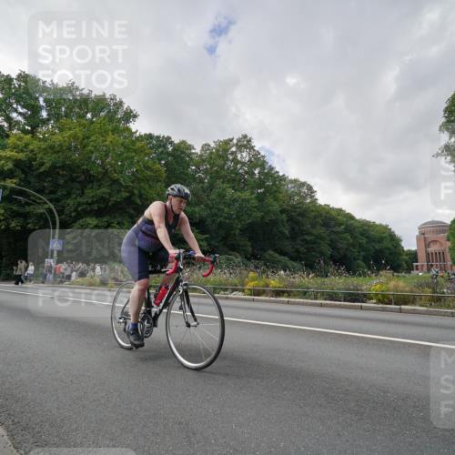 14.09.2025 - Stadtparktriathlon Michael Burmester http://msf.ph/oto/8895342 14.09.2025 12:59:52 Radfahren 1222, 1232, 1277, 1339, 1340, 1377, 1425 meine-sportfotos.de