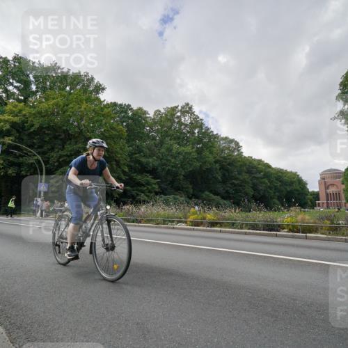 14.09.2025 - Stadtparktriathlon Michael Burmester http://msf.ph/oto/8895346 14.09.2025 12:59:58 Radfahren 1232, 1277, 1339, 1377, 1425, 1468, 1498 meine-sportfotos.de