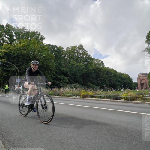 14.09.2025 - Stadtparktriathlon Michael Burmester http://msf.ph/oto/8895368 14.09.2025 13:01:03 Radfahren 1285, 1351, 1427, 1432, 1460, 1462, 1517 meine-sportfotos.de