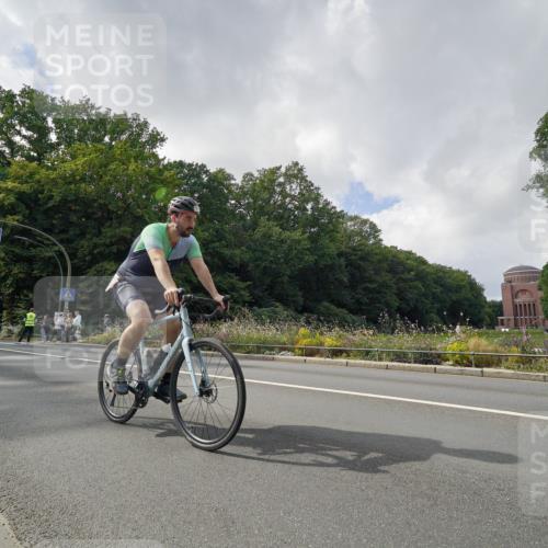 14.09.2025 - Stadtparktriathlon Michael Burmester http://msf.ph/oto/8895373 14.09.2025 13:01:15 Radfahren 1236, 1303, 1341, 1353, 1360, 1504, 1506, 1507 meine-sportfotos.de
