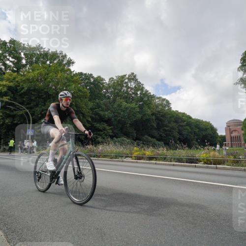 14.09.2025 - Stadtparktriathlon Michael Burmester http://msf.ph/oto/8895387 14.09.2025 13:01:28 Radfahren 1368, 1420, 1438, 1439, 1447, 1453, 1454, 1469, 1479, 1496, 1506, 1508, 1515 meine-sportfotos.de