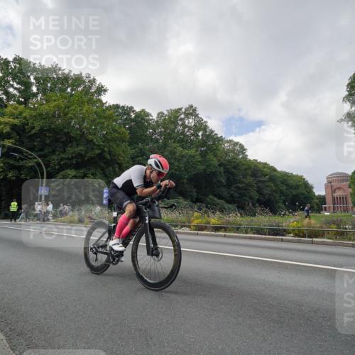 14.09.2025 - Stadtparktriathlon Michael Burmester http://msf.ph/oto/8895395 14.09.2025 13:01:42 Radfahren 1419, 1447, 1480, 1481 meine-sportfotos.de