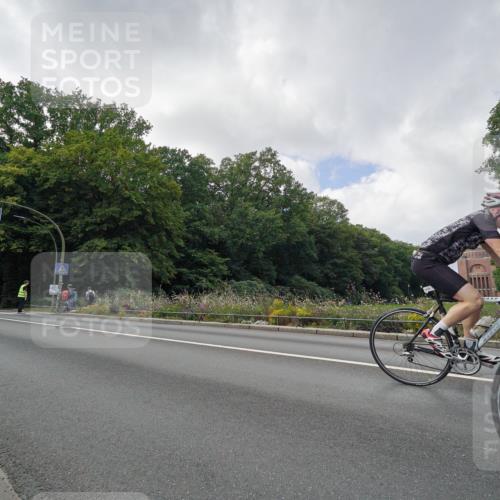 14.09.2025 - Stadtparktriathlon Michael Burmester http://msf.ph/oto/8895401 14.09.2025 13:01:59 Radfahren 1323, 1410, 1436, 1463, 1501, 1514 meine-sportfotos.de