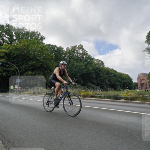 14.09.2025 - Stadtparktriathlon Michael Burmester http://msf.ph/oto/8895418 14.09.2025 13:02:31 Radfahren 1431, 1441, 1450, 1489, 1497, 1519 meine-sportfotos.de