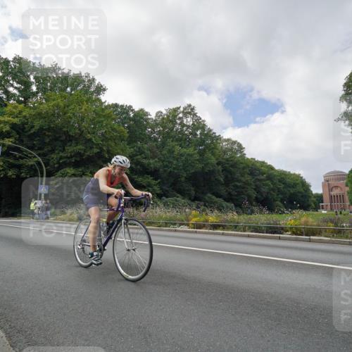 14.09.2025 - Stadtparktriathlon Michael Burmester http://msf.ph/oto/8895422 14.09.2025 13:02:43 Radfahren 1342, 1349, 1355, 1367, 1434, 1435, 1477, 1488 meine-sportfotos.de