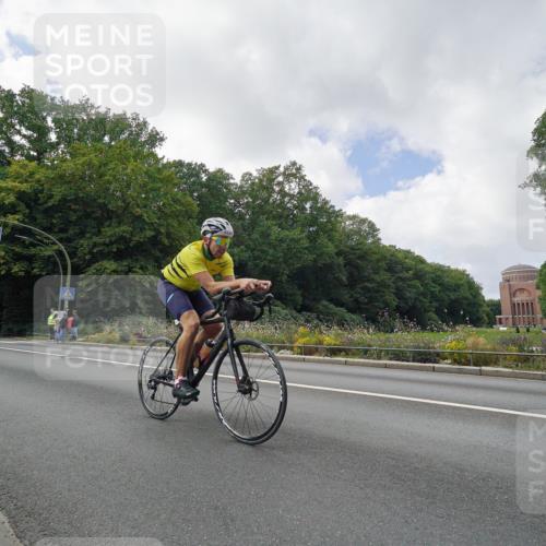 14.09.2025 - Stadtparktriathlon Michael Burmester http://msf.ph/oto/8895426 14.09.2025 13:02:48 Radfahren 1342, 1349, 1355, 1367, 1434, 1435, 1477, 1483, 1488 meine-sportfotos.de