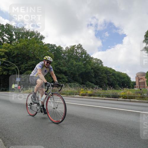 14.09.2025 - Stadtparktriathlon Michael Burmester http://msf.ph/oto/8895452 14.09.2025 13:03:28 Radfahren 1376, 1397, 1473, 1510 meine-sportfotos.de