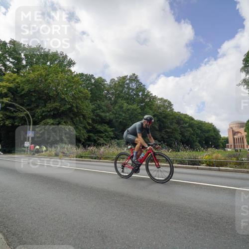 14.09.2025 - Stadtparktriathlon Michael Burmester http://msf.ph/oto/8895482 14.09.2025 13:04:55 Radfahren 1246, 1365, 1386, 1474, 1521 meine-sportfotos.de